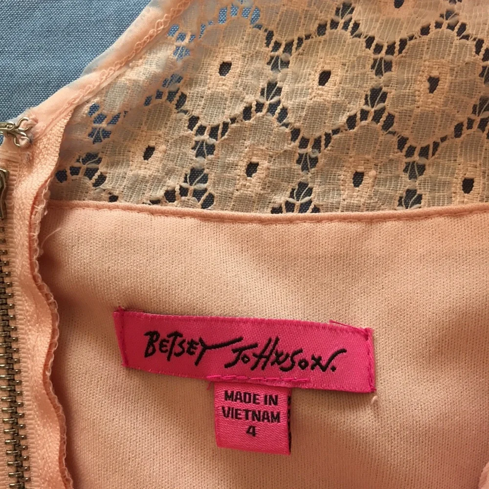 Betsey Johnson gorgeous peach